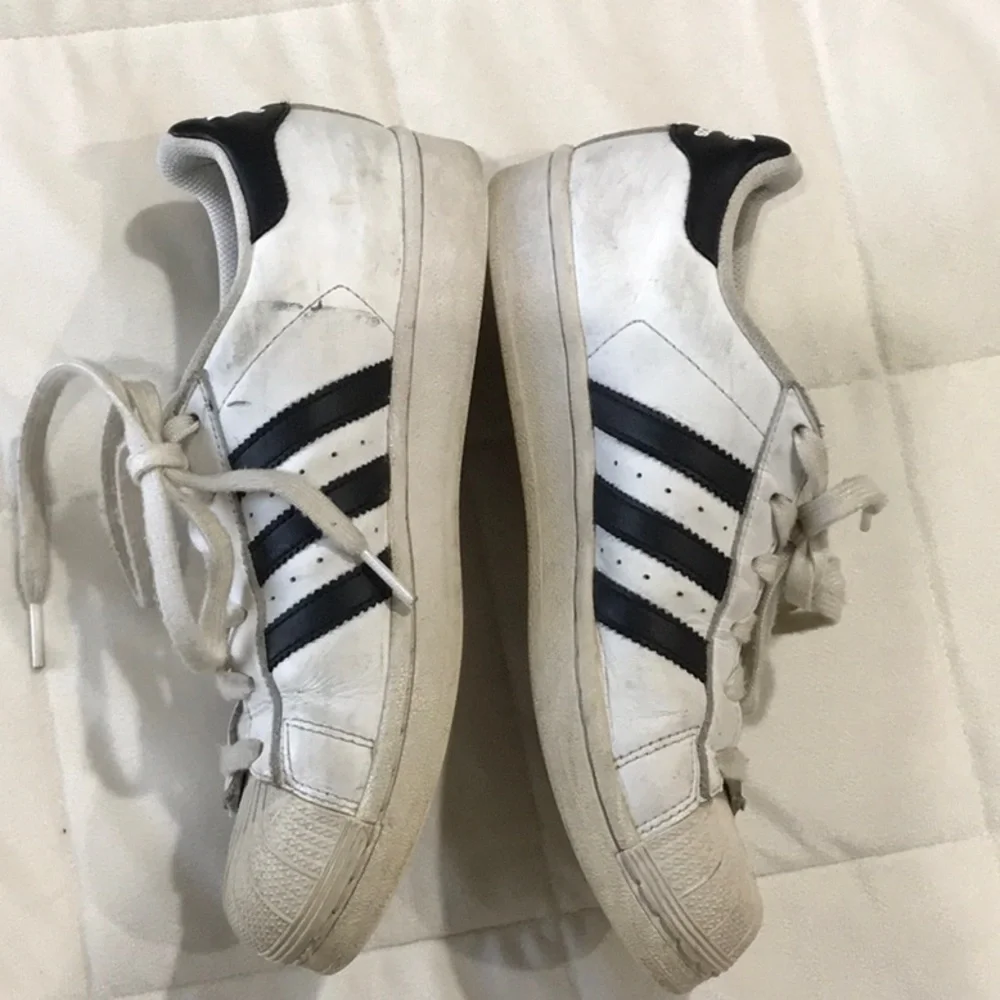 Adidas Superstar Size 6.5 Mens